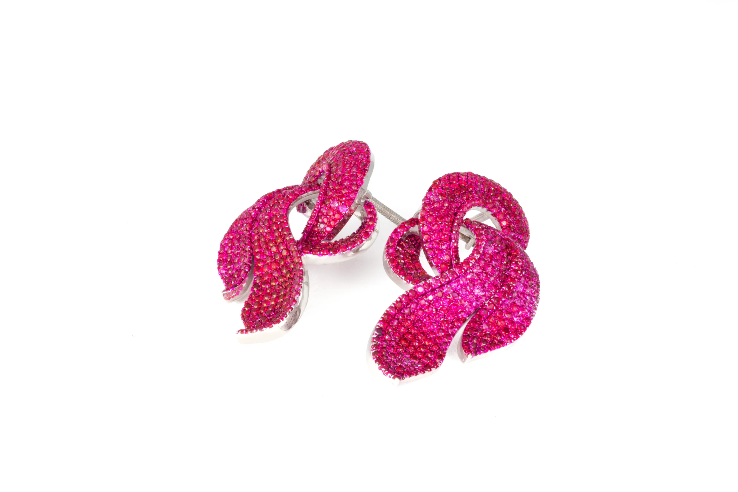 white gold pavé pink sapphire